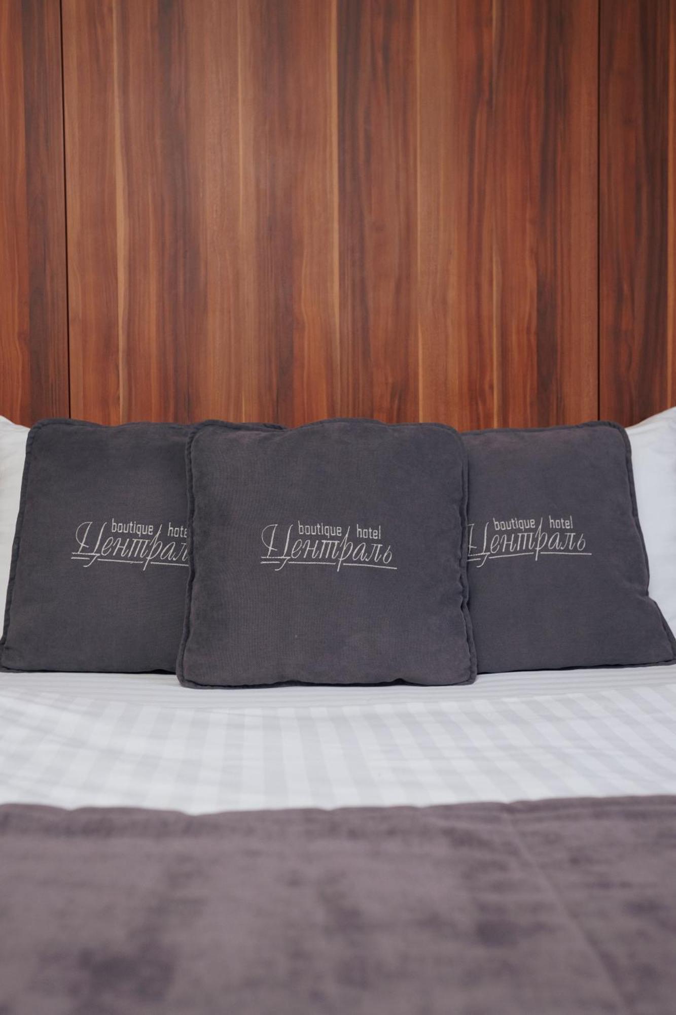 Boutique Hotel Central Riwne Exterior foto