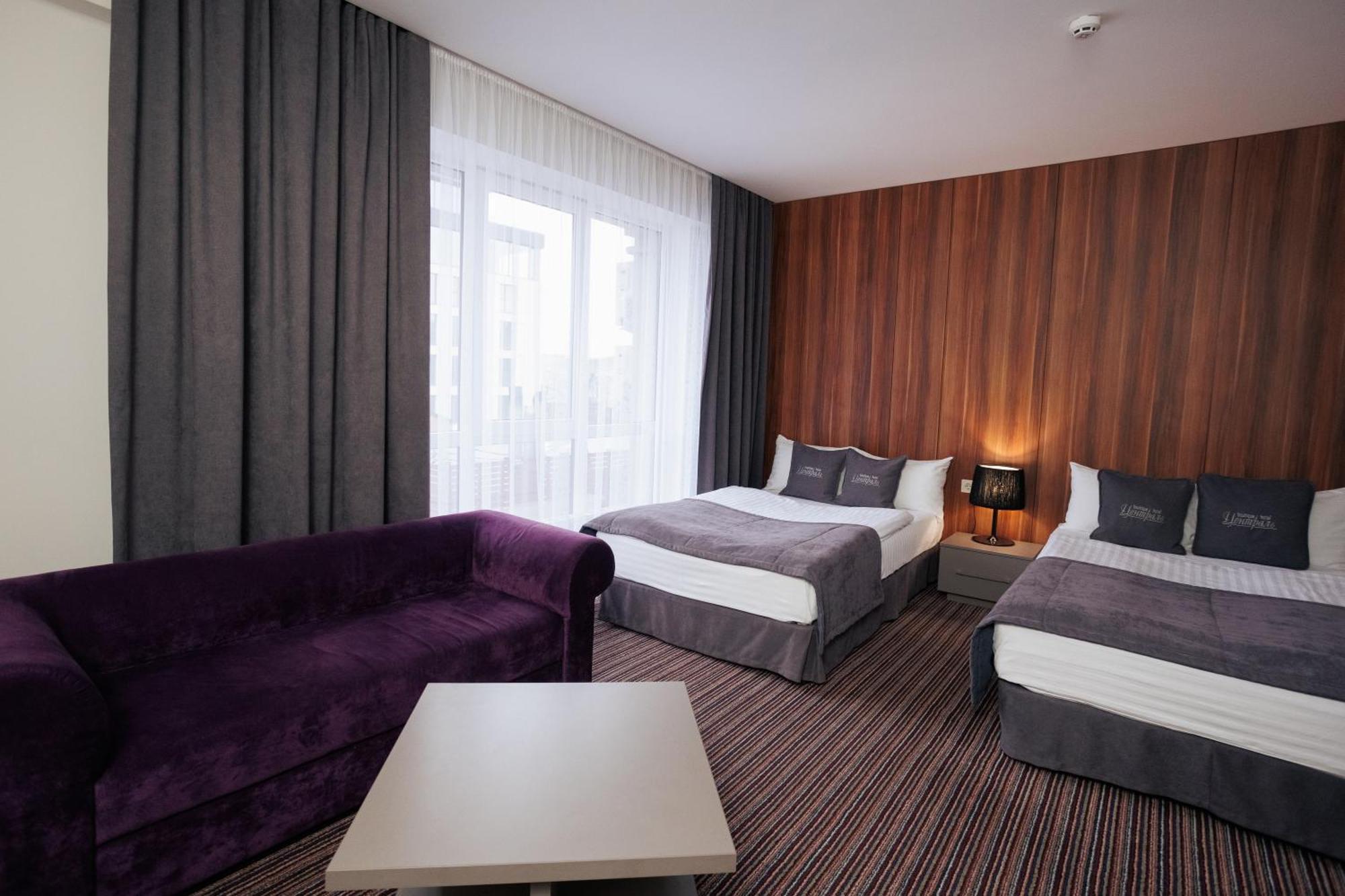 Boutique Hotel Central Riwne Exterior foto